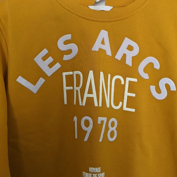 H&M Tops - Picture 2 of 5